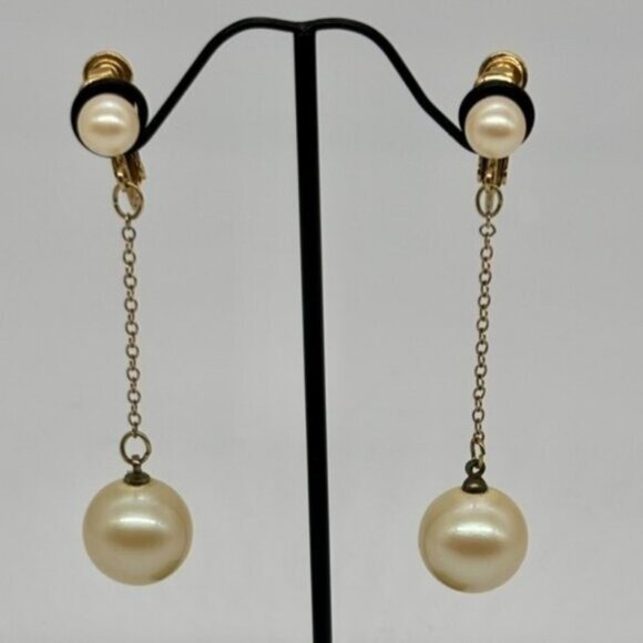 Vintage Earrings Dangling 13mm Faux Pearls, Gold Tone Chain, Screw and Clip Back - Picture 2 of 9
